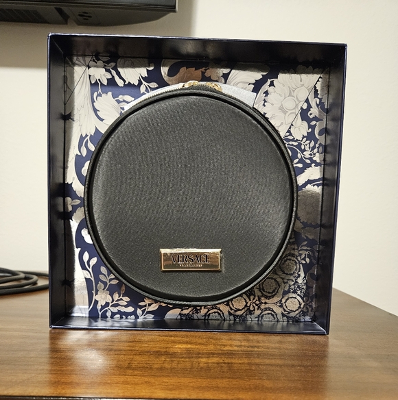 Versace Parfums Black Round Cosmetic Bag - Picture 10 of 12